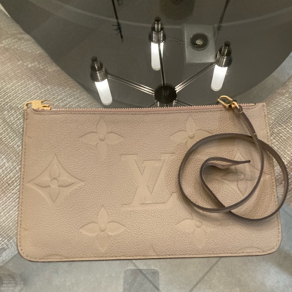 Neverfull Pochette